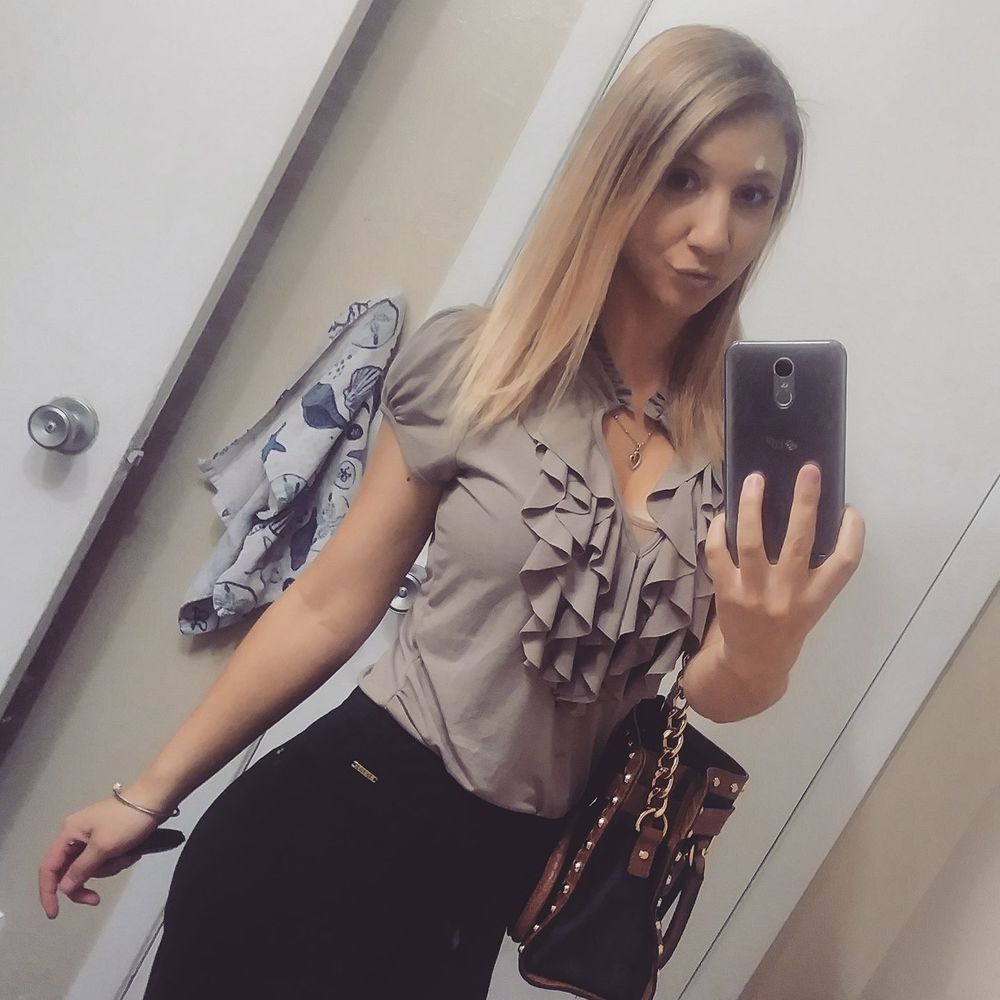 Meet your Posher, Samantha